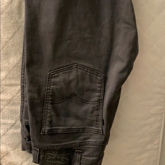 Levi’s - Picture 1 of 1